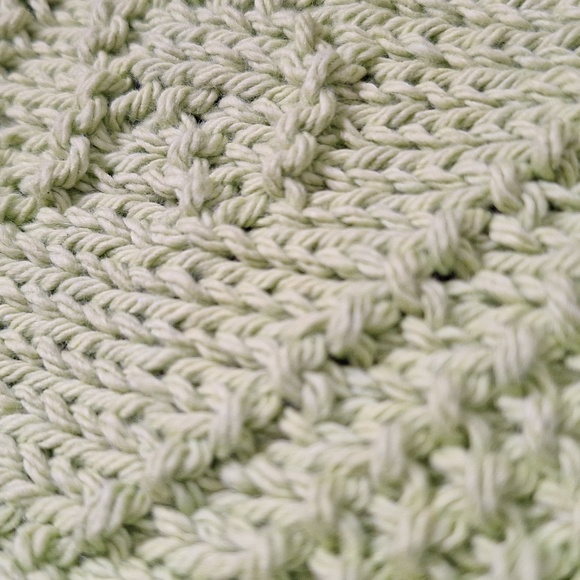 Hand Knit Baby Bib ๐ข - Picture 4 of 5